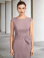 Vestido de dos piezas para madre de la novia, estilo columna/vestido estilo iglesia, talla grande, elegante, cuello joya, largo hasta la rodilla, de gasa, encaje, manga corta, chaqueta incluida, vestidos con faja/cinta, broche de cristal