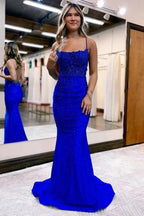 Vestido de fiesta sirena con tirantes finos verde oscuro largo con apliques