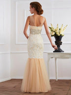 Vestidos largos de red con abalorios, sin mangas y tirantes de trompeta/sirena