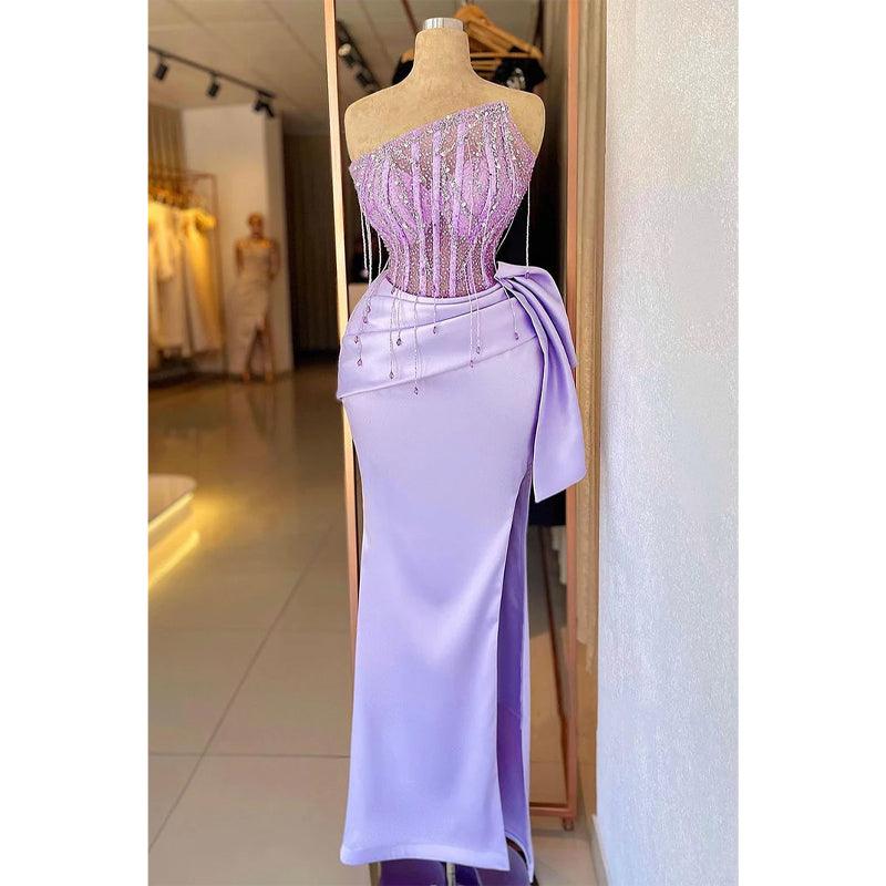 Vestido de fiesta largo con escote pronunciado, sin tirantes, con flecos y cuentas, color lila, con pliegues brillantes 