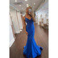 Vestido formal de noche de graduación sin mangas con lentejuelas y escote en V de corte trompeta/sirena