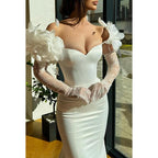 Wunderschönes und bezauberndes langärmliges Meerjungfrau-Ballkleid aus trägerlosem Satin mit Blumenmuster
