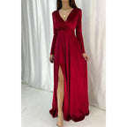 Vestido de noche largo y sencillo de terciopelo con escote en V y mangas largas, sexy y atractivo. 
