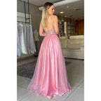 Langes formelles Abendkleid mit Spaghettiträgern und Spitzenapplikationen 