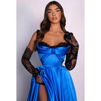 Vestido de fiesta largo de satén con escote en forma de A y abertura en el muslo con cuentas y escote en forma de corazón