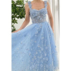 Glamouröses und dramatisches, quadratisches A-Linien-Ballkleid mit Tüllapplikationen und Blumenmuster