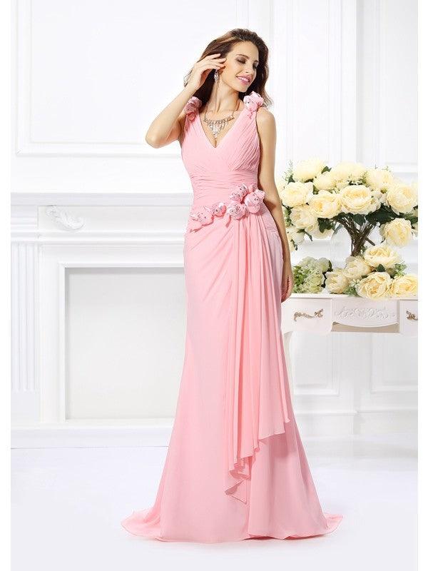 Vestidos de dama de honor largos de gasa sin mangas con escote en V y flores hechas a mano de corte trompeta/sirena