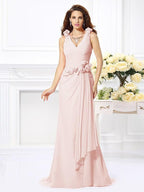 Vestidos de dama de honor largos de gasa sin mangas con escote en V y flores hechas a mano de corte trompeta/sirena