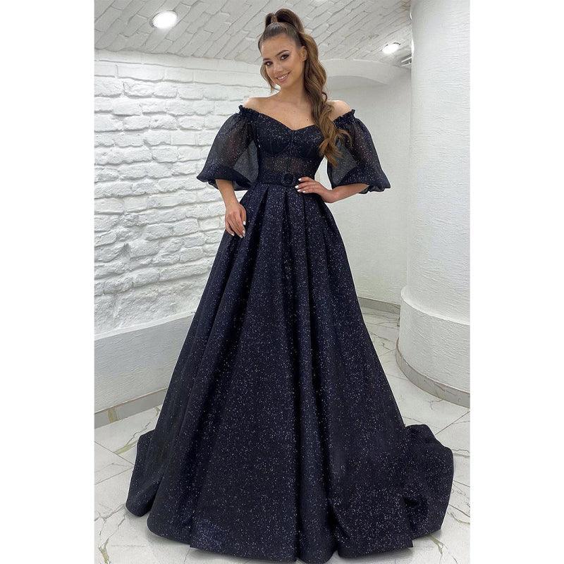 Einzigartiges schulterfreies, funkelndes Ballkleid mit halblangen Ärmeln 