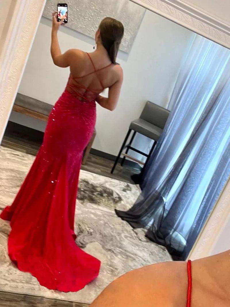 Vestido de fiesta sirena escote en V satén rojo brillante