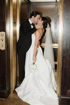 Vestidos de novia de satén blanco, corte A, sin tirantes y con abertura