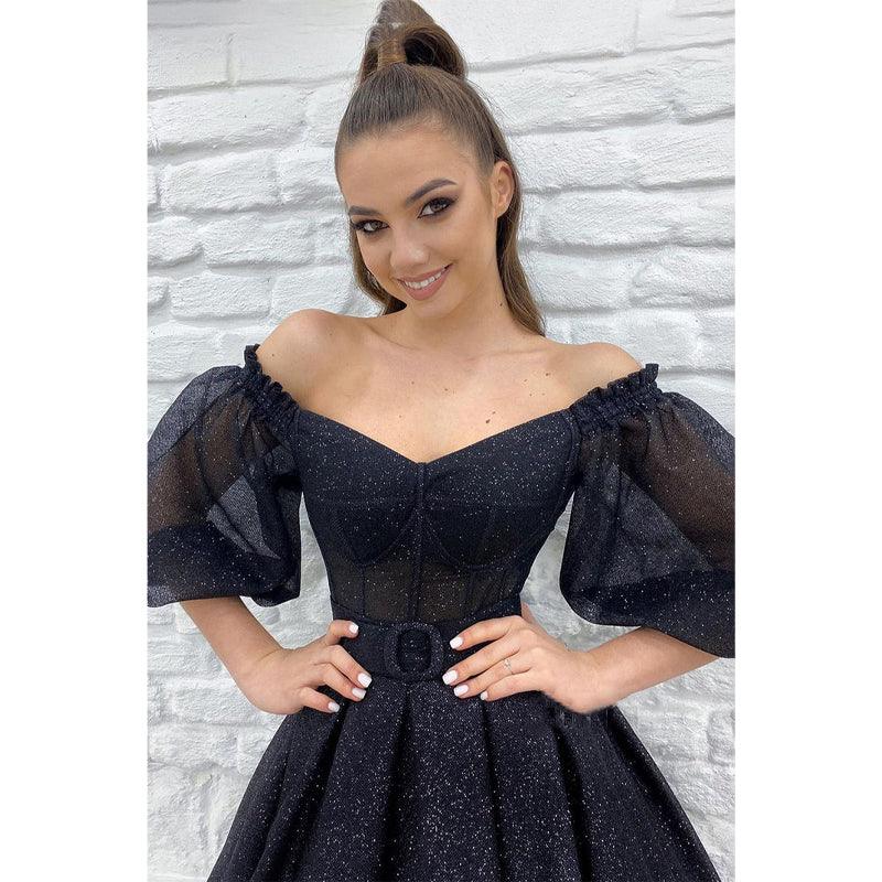 Einzigartiges schulterfreies, funkelndes Ballkleid mit halblangen Ärmeln 