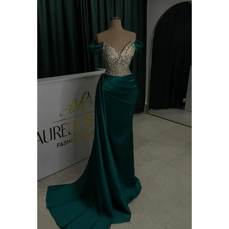 Vestido de fiesta formal con escote en V, mangas cortas, fruncido y pedrería