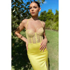 Vestido de fiesta largo transparente de encaje con tirantes finos y escote en forma de corazón y abertura