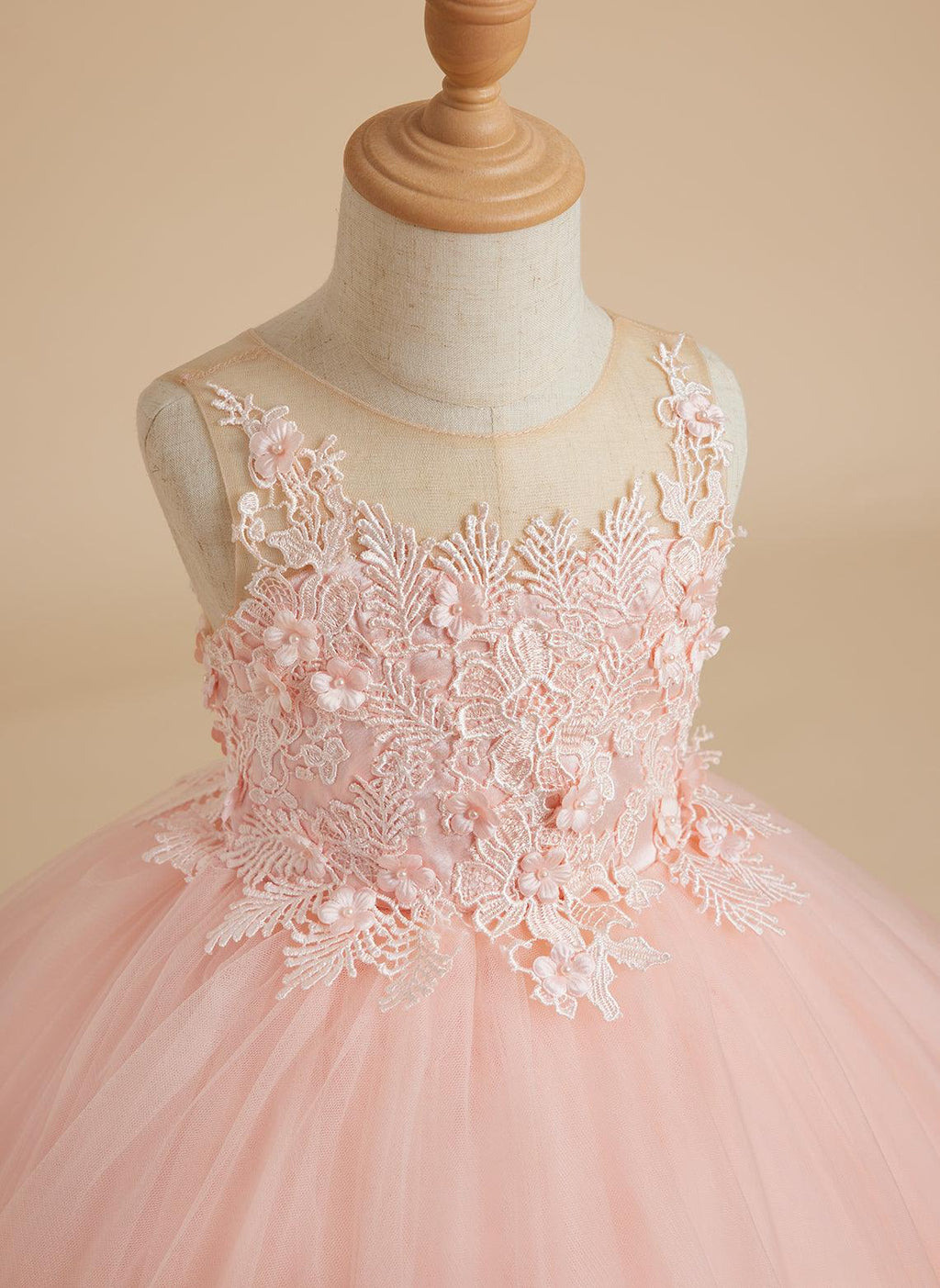 Vestido de princesa de tul sin mangas con apliques de encaje y cola larga para niñas 