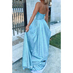 Vestido de fiesta azul brillante con escote en forma de corazón y abertura alta con bolsillos 