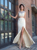 Vestido de dos piezas largo de gasa sin mangas con cuello alto y cristales, corte tubo/columna