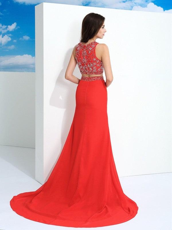 Vestido de dos piezas largo de gasa sin mangas con escote redondo y cuentas