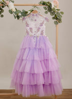 Lila Prinzessinnen-Ballkleid aus Tüll mit Blumenapplikationen und Perlen für Mädchen 