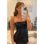 Vestido de noche largo sin tirantes, sin mangas, con lentejuelas y abertura
