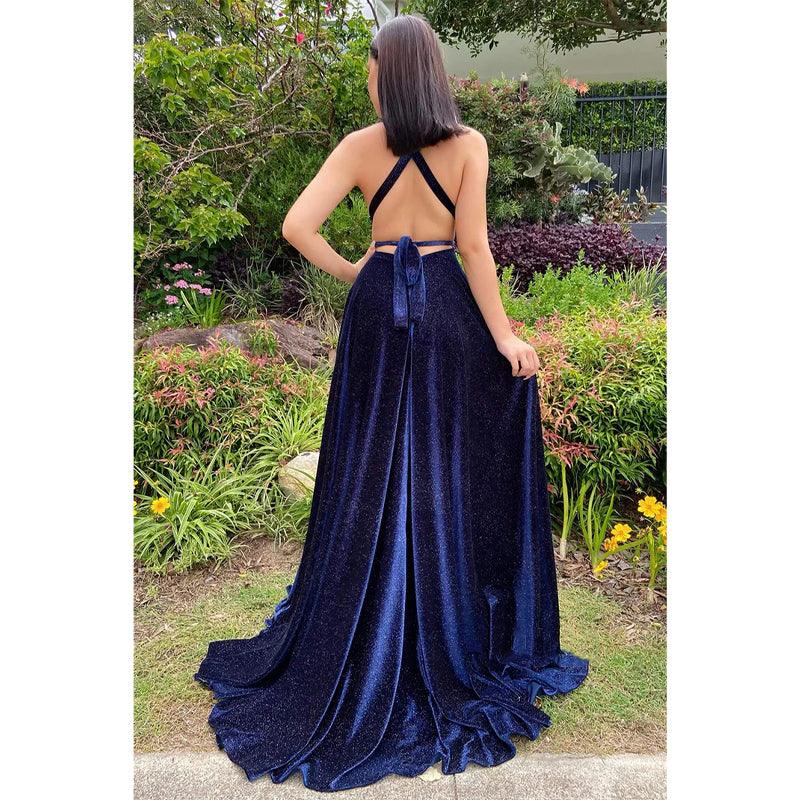 Vestido de fiesta largo de terciopelo con escote en V pronunciado y abertura alta 