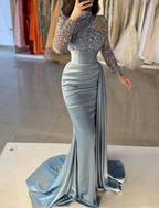 Meerjungfrauenkleid, elegantes formelles Abendkleid mit Schleppe, langen Ärmeln, hohem Halsausschnitt, Satin mit Perlen und Pailletten
