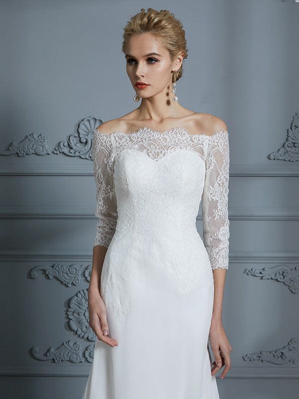 Vestidos de novia de gasa con corte trompeta/sirena, mangas 1/2, hombros descubiertos y cola larga