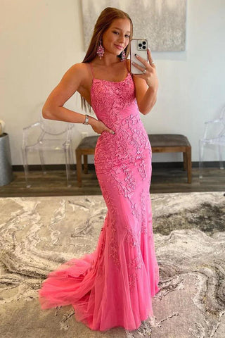 Robe de bal sirène à bretelles spaghetti en dentelle