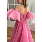 Vestido de noche de fiesta de graduación con escote en V, mangas abullonadas, corte A de tul y abertura lateral 