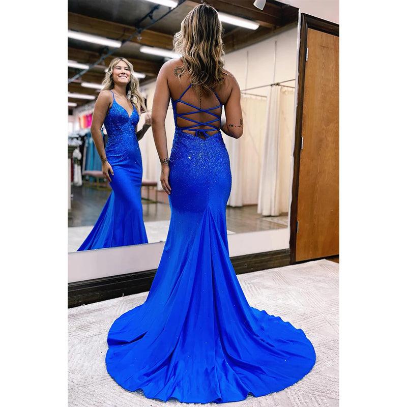 Vestido de fiesta largo de sirena con escote en V pronunciado y cuentas 