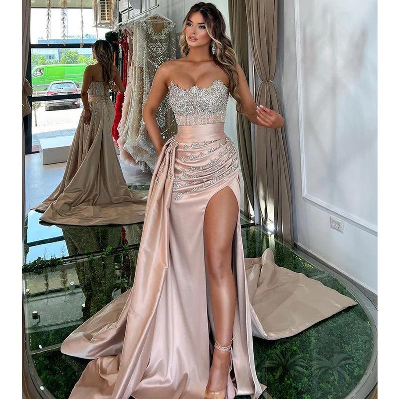 Vestido de noche formal de sirena con cuentas de lujo, único, sin tirantes y abertura 