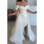 Meerjungfrau-Abendkleid im Sweetheart-Stil mit kurzen Ärmeln, Satin-Falten und abnehmbarem Rock