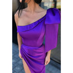 Vestido de fiesta morado único con un hombro plisado y abertura 