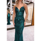 Vestido de fiesta de graduación con escote en V, tirantes finos y apliques 
