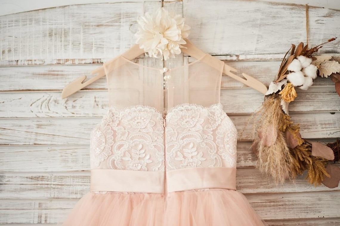Vestido rosa de tul con encaje hasta la rodilla (2003227698) 