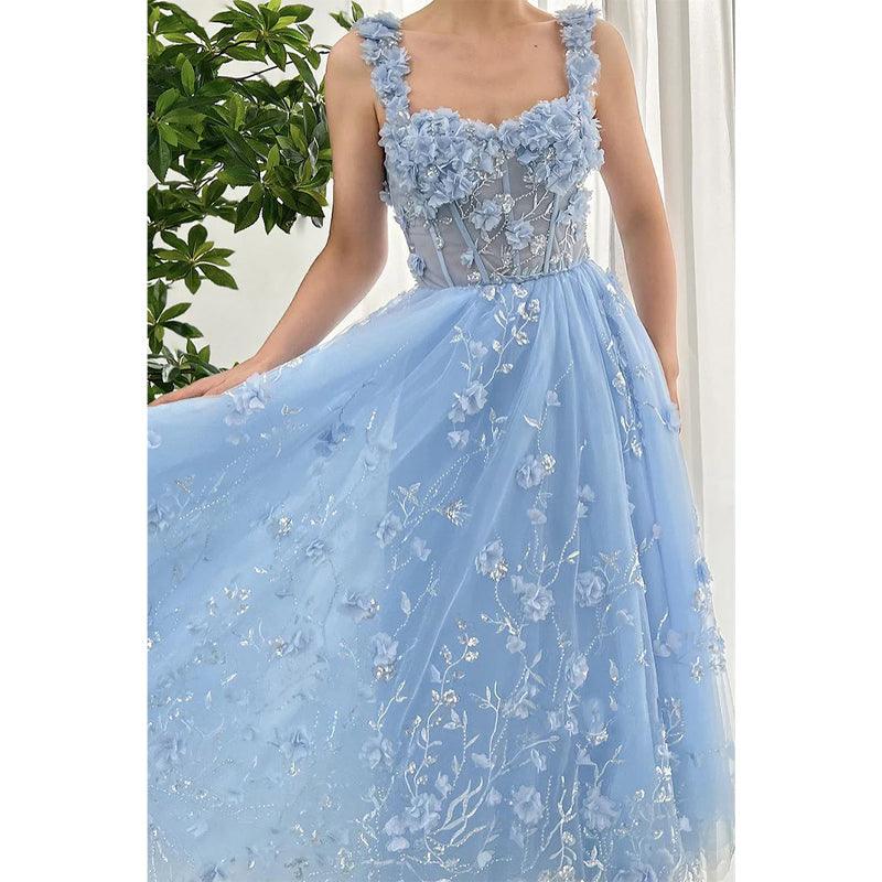 Vestido de noche de fiesta con apliques florales de tul y corte en A con escote en forma de corazón 