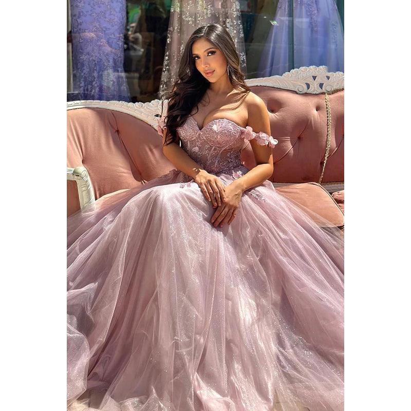 Elegante y lujoso vestido de fiesta de tul con apliques, corte A, hombros descubiertos y mangas casquillo