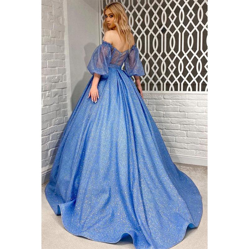Einzigartiges schulterfreies, funkelndes Ballkleid mit halblangen Ärmeln 