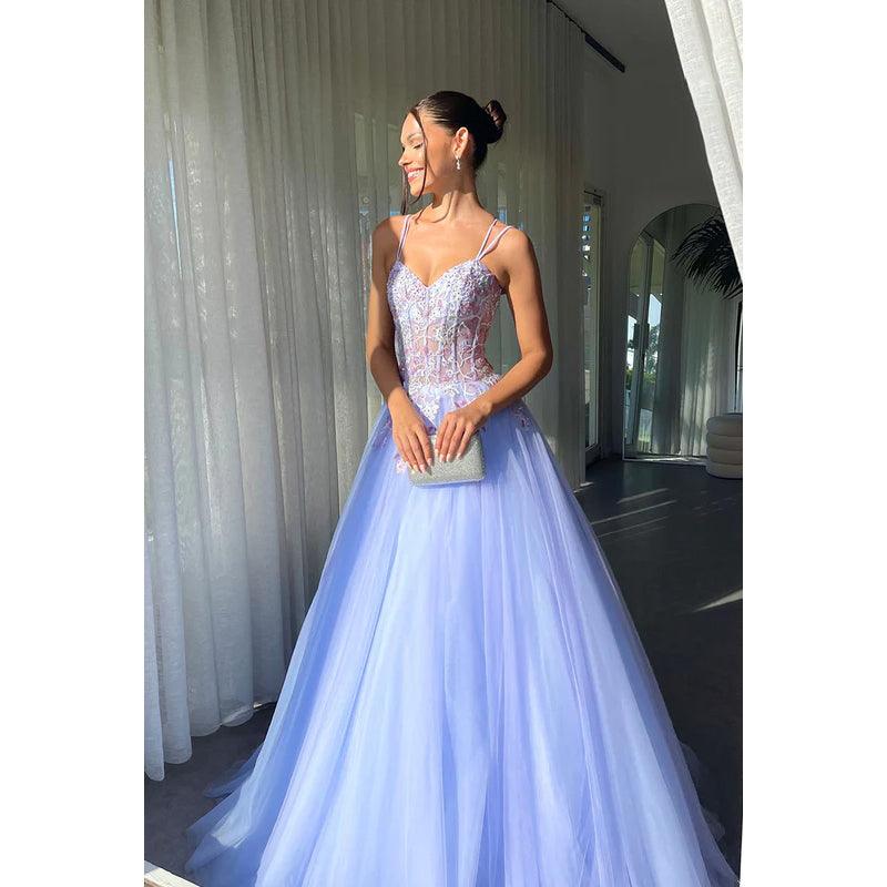 Vestido de fiesta largo de corte A con escote en V, tirantes finos y apliques