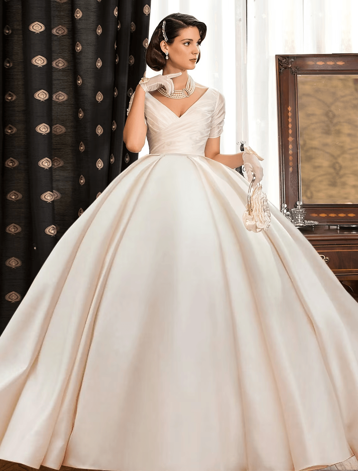 Verlobungskleid, formelle Hochzeitskleider, Hofschleppe, Ballkleid, kurze Ärmel, V-Ausschnitt, Satin mit gerüschtem Saum, einfarbig