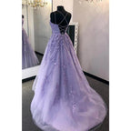 Vestido de fiesta largo de corte A con tirantes cruzados y apliques de tul azul cielo