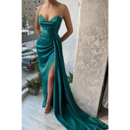 Vestido de fiesta largo con escote en V, pliegues y abertura lateral