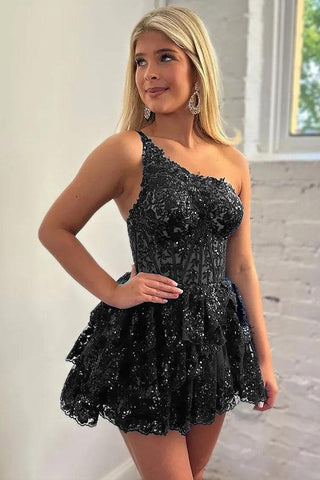 Süßes A-Linien-Heimkehrkleid mit einer Schulter und Applikationen