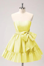 A-Linie Fuchsia Trägerloses Rüschen Süßes Homecoming-Kleid mit Schleife