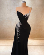 Wunderschönes A-Linien-Ballkleid mit einer Schulter und ärmellosem Strass-Chiffon in Schwarz
