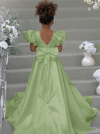 Kleid für Blumenmädchen mit Puffärmeln, Schleife, Knopfleiste hinten und Schleppe 