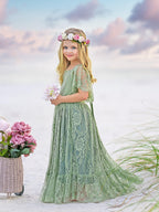Vestido bohemio playero de encaje verde salvia con flores 