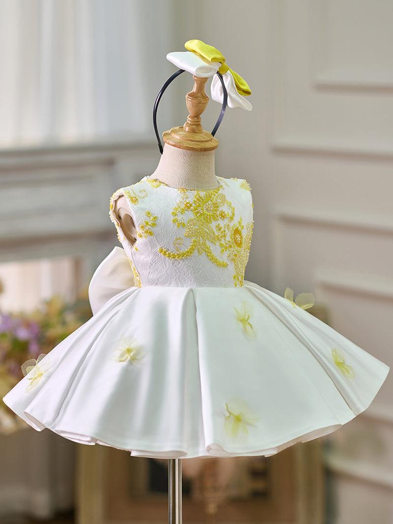 Vestido de satén con encaje hasta la rodilla para niña 