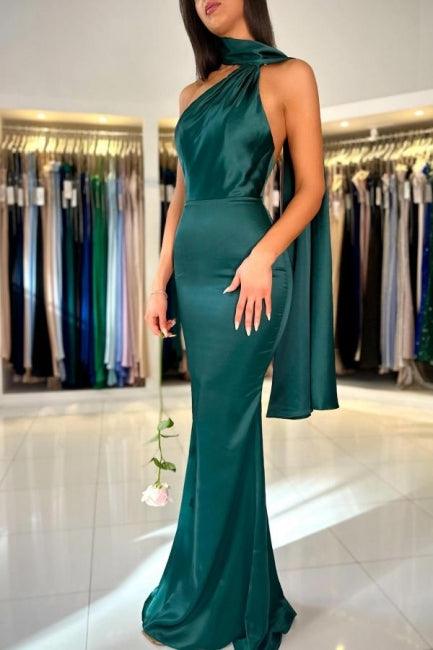 Dunkelgrünes Ballkleid im Meerjungfrauen-Stil mit hohem Kragen