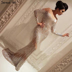 En oferta sin devolución sin reembolsoVenta Dubai Champagne Langarm Sexy Abendkleider Perlen Quaste Elegante Meerjungfrau Formale Kleid Ruhigen Hill LA6559 